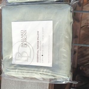 COPY - Ballard Designs 20 inch square Linen Spa pillow cover. New.